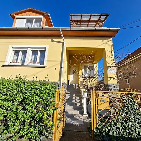 Апартаменти Fejedelem Vendeghaz