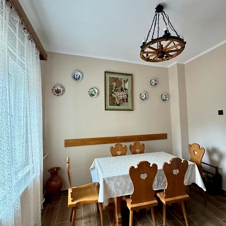 Fejedelem Vendeghaz Apartament *