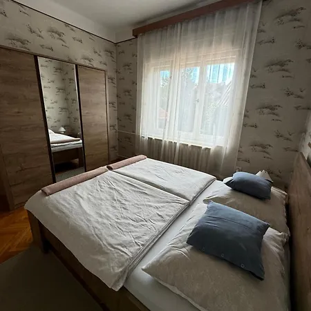 Fejedelem Lejlighed Eger